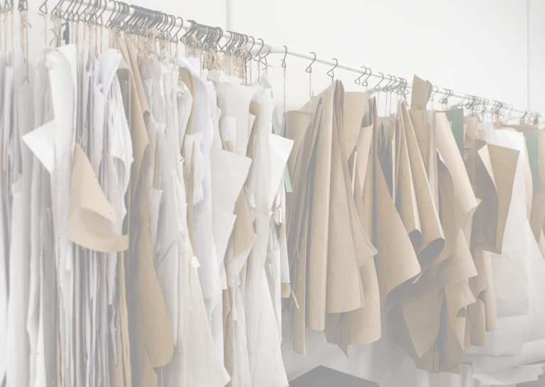 foto de patrones colgados